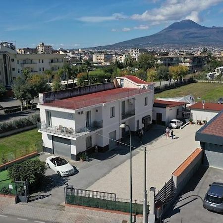 Donna Paola Hotel Pompeji Eksteriør billede